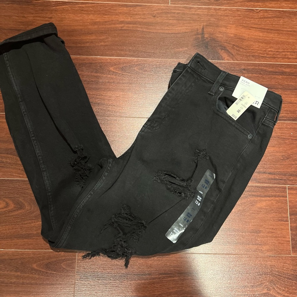 Aero Mom Jean, black, Destructed.  Size 12R